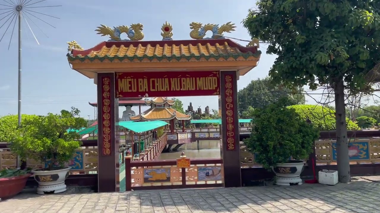 Đi chùa bà chúa xứ núi sam với chùa bà chúa xứ bào mướp 