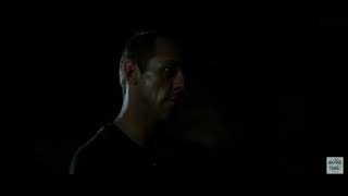 Two hands best scene