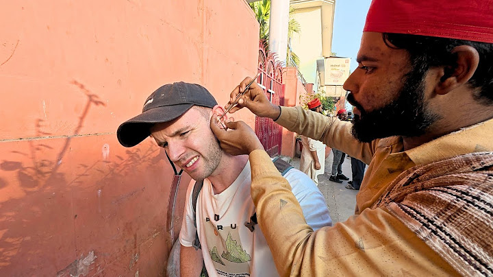 $1 Torture Ear Cleaning in India 🇮🇳