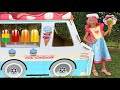 Sofia and her family play seller in Ice Cream Truck