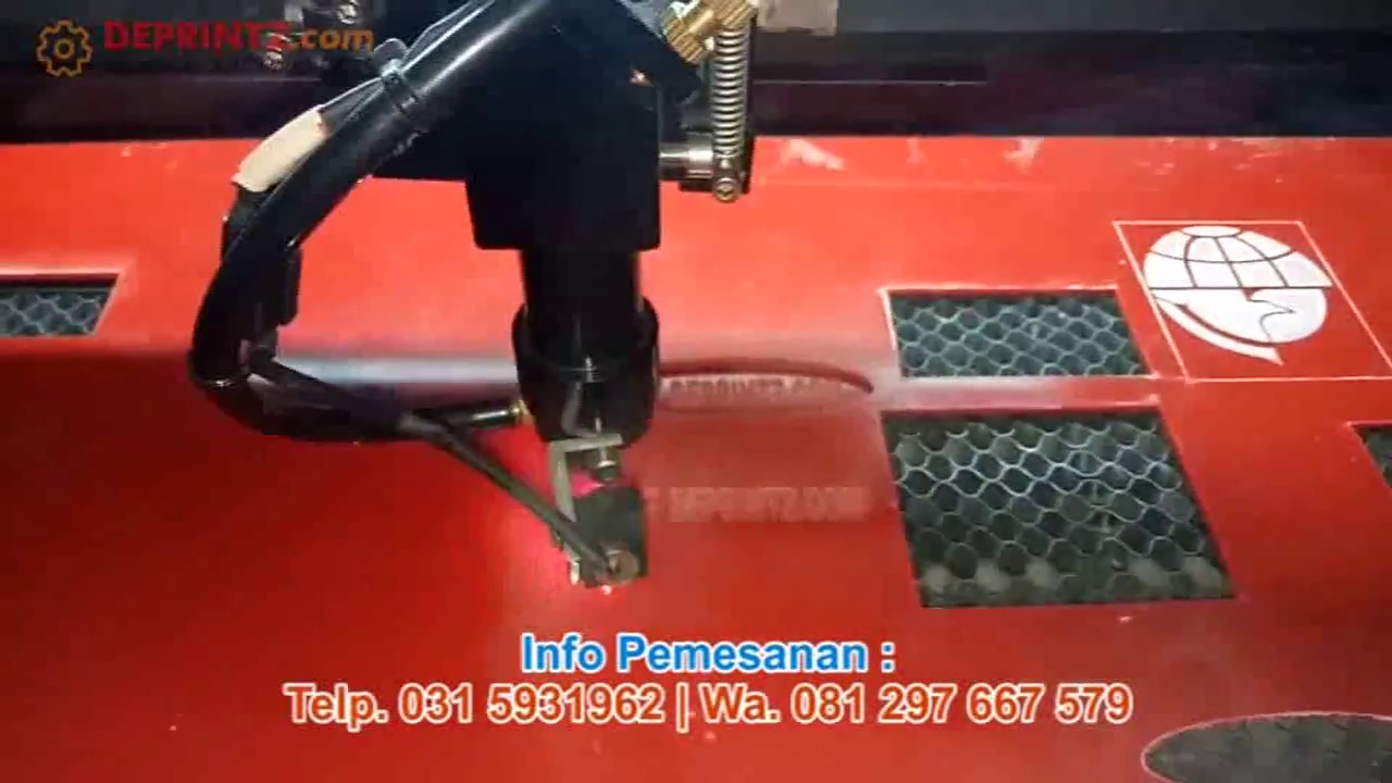 Demo Mesin Laser Cutting Engraving Acrylic Mini 5030 Youtube