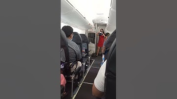 flight Ke Andar Ka scene