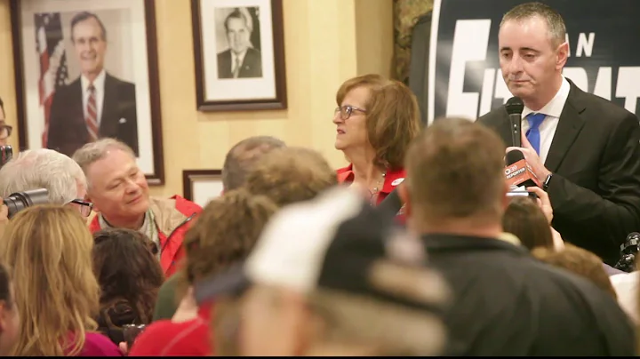 Brian Fitzpatrick delivers victory speech after mi...