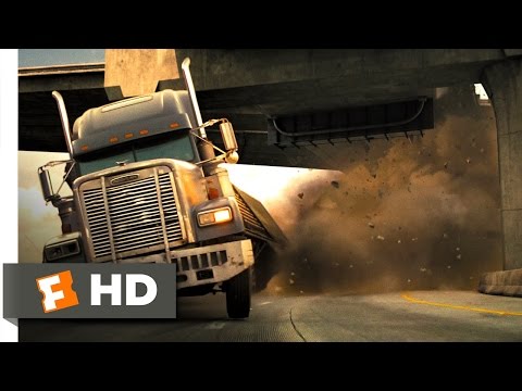 Live Free or Die Hard (4/5) Movie CLIP - Freeway Fighter (2007) HD
