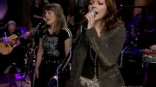 Martina McBride - AOL Sessions - I Still Miss Someone