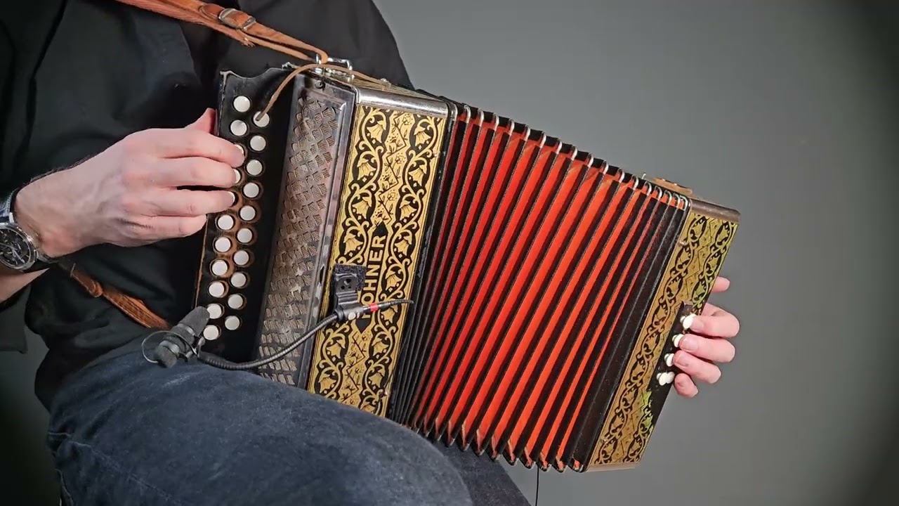 Origin Of The World (Dave Shepherd, Blowzabella, mazurka, bal folk) DG melodeon, diatonic accordion