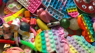 Download Lagu HUGE FIDGET HAUL!!! LOTS OF POP ITS!!! ASMR!!!! MUST WATCH!!!! MP3 Download Lagu HUGE FIDGET HAUL!!! LOTS OF POP ITS!!! ASMR!!!! MUST WATCH!!!! MP3