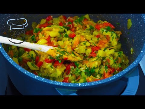 Video: Wie Man Gedünstete Zucchini Mit Gemüse Kocht
