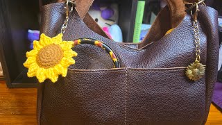 WHAT'S IN MY BAG?🌻PLG Madison