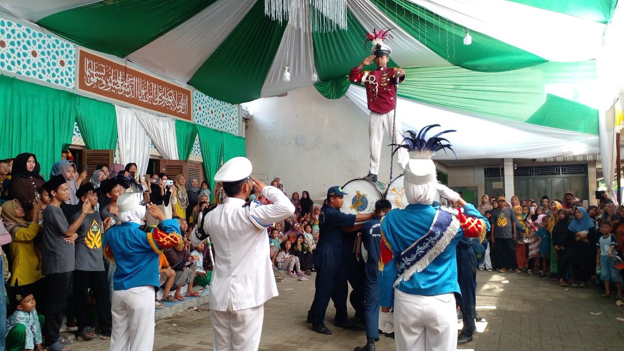 Marching Band SMK,SUPM AL MA'ARIF KOTA TEGAL , konser di TPQ AL-MUKHLISIN DEBONG TENGAH