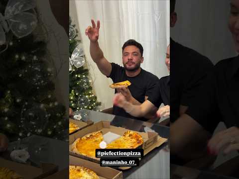 Chegou o papai Noel das pizzas
