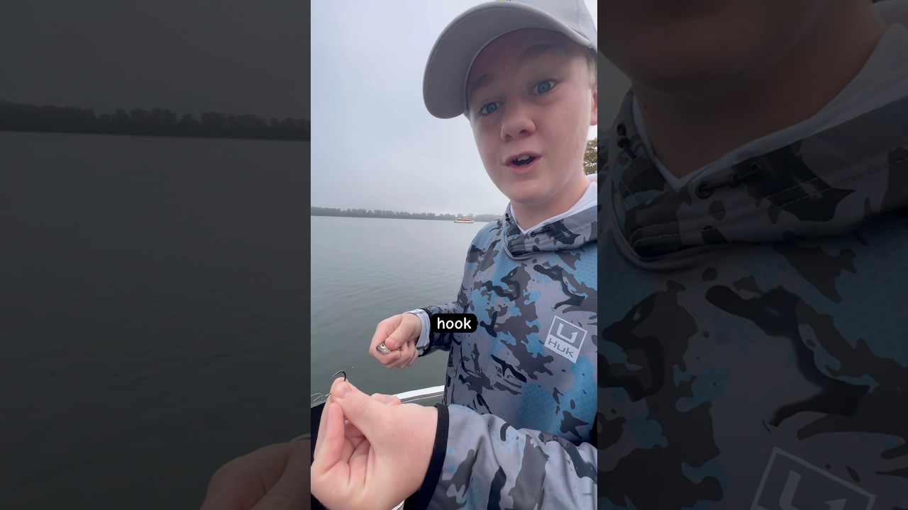 Here’s The RIGHT Way To Hook A Shiner!🎣 