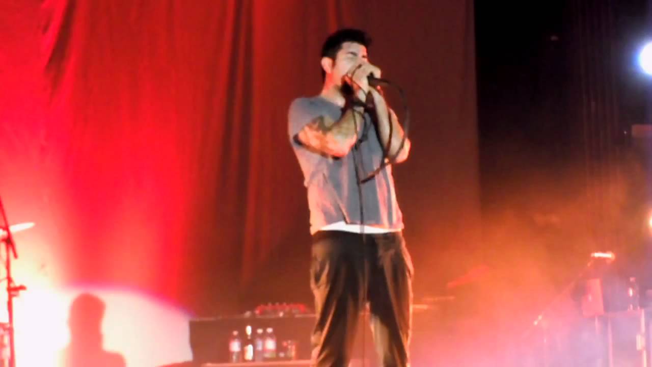DeftonesNosebleedLIVE in Denver, CO YouTube