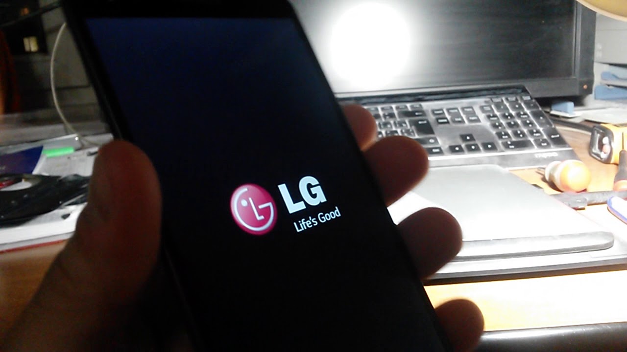 D856 гаснет экран LG. LG g4 расслоение на дисплее. Lg гаснет экран