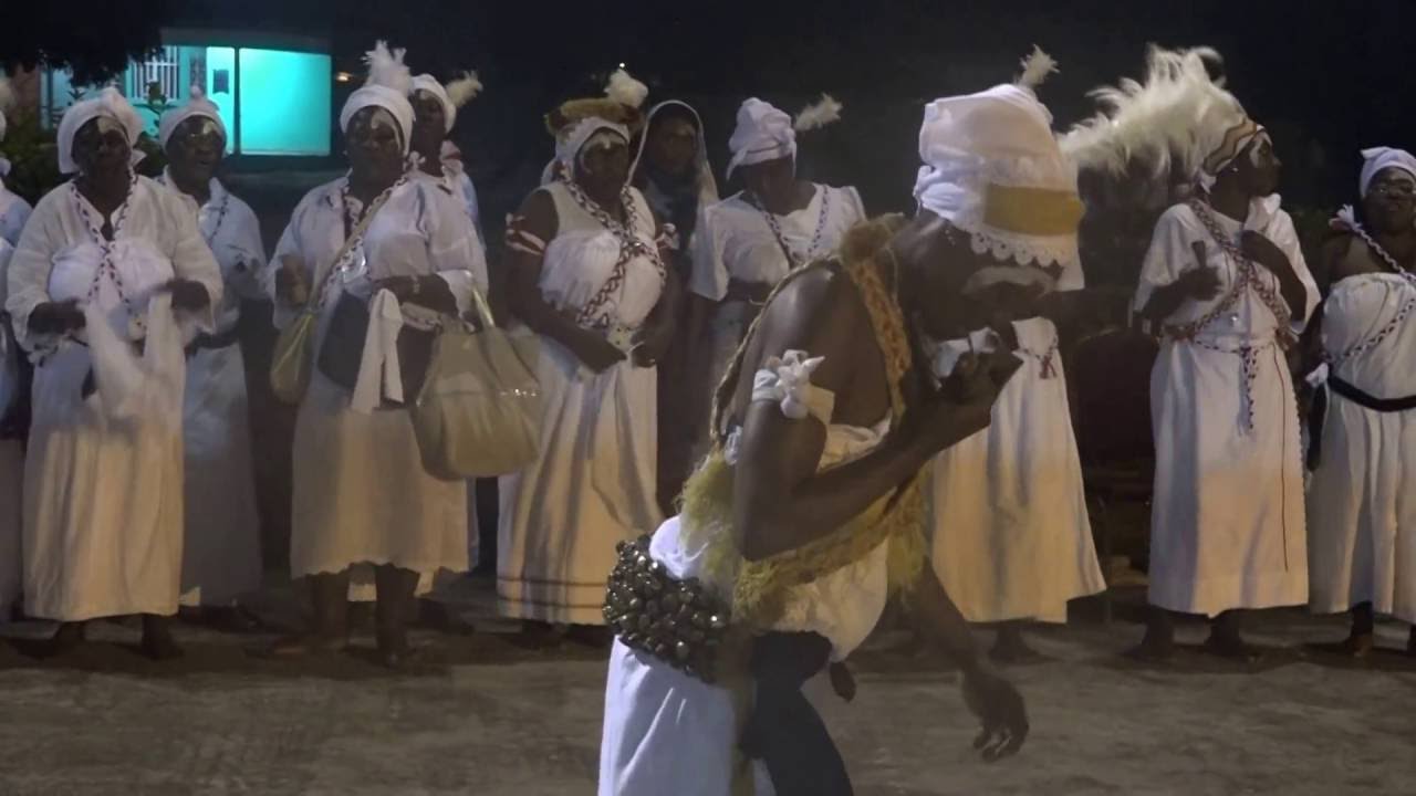 Ivanga ny'Ôrungu : Ayiye ngonjè (Akaga Owanga yi Ntembi)