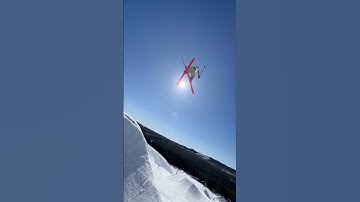 How to backflip on skis #skitok #snowboarding #ski #extremesport #ski #snowboard #skiing