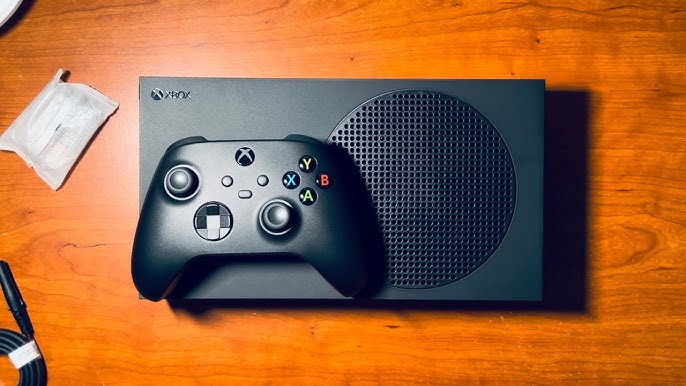 Où précommander la nouvelle manette Xbox Series X/S Lunar Shift ?