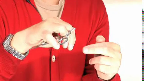 myhairdressers Official How to hold scissors Hair ...