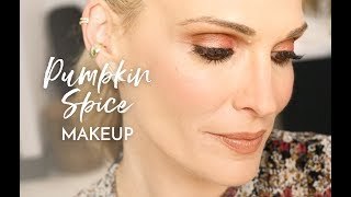 A Pumpkin Spice Makeup Look for Fall