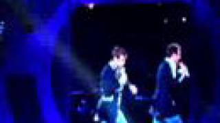 Robbie Williams and Jonny Wilkes - Me and my Shadow Live