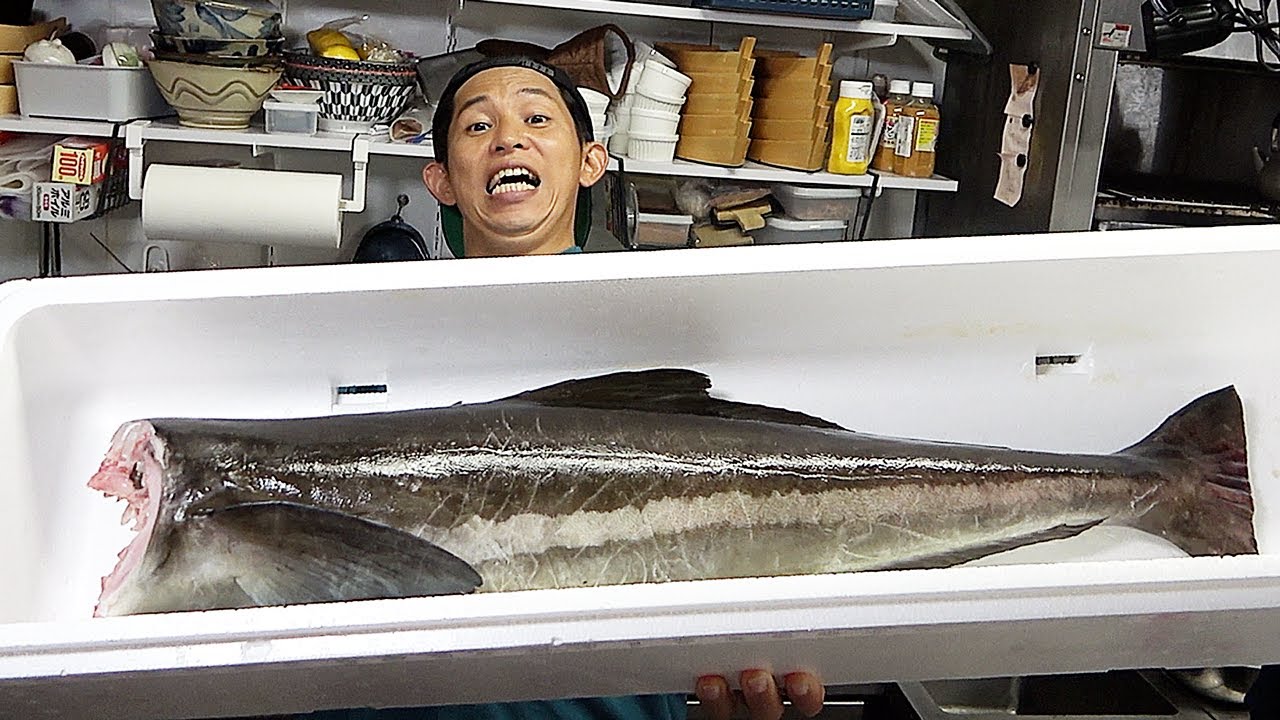 頭が落とされた謎の魚？沖縄で大人気の高級魚捌いてフルコース料理してみた