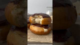The most plush VEGAN homemade Boston cream doughnuts!!