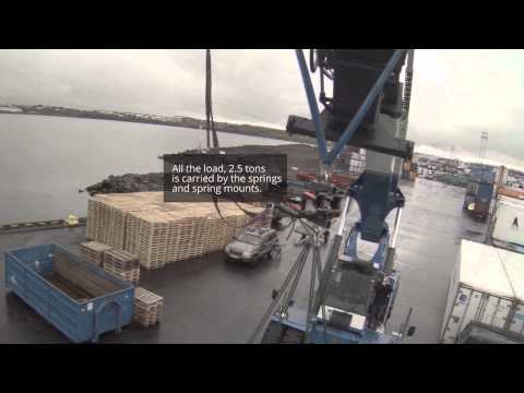 Lauf Trail Racer lifting a 2.5t mountain truck