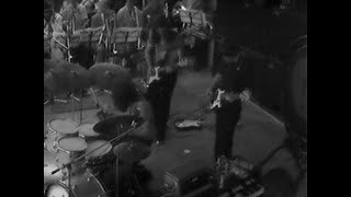 Pink Floyd- Atom Heart Mother (VIDEO) (Live at Hyde Park 1970- with orchestra)