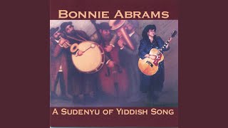 Download Lagu Oyfn Pripetshik MP3