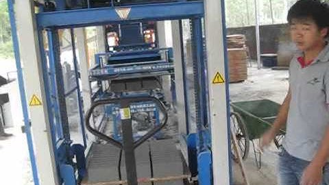QT6-15 Automatic Concrete hollow block and brick making machine