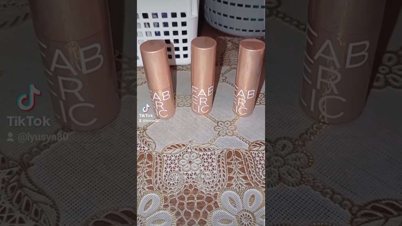 Увлажняющая помада 