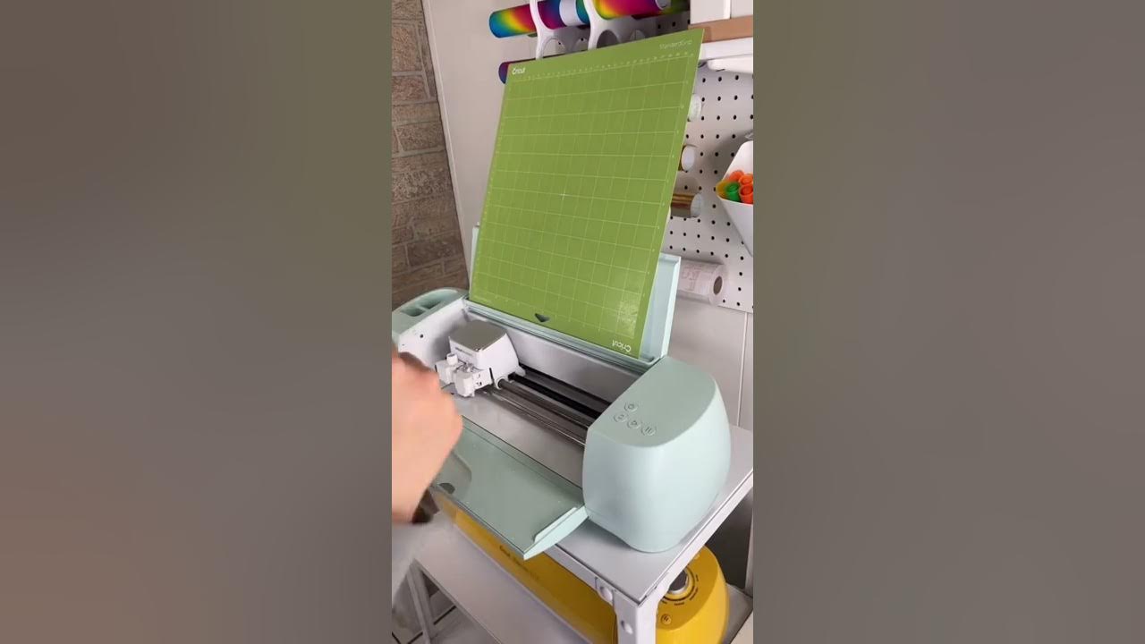 Cricut mat storage hack #cricut #cricutcreations #cricutprojects #cric, Cricut