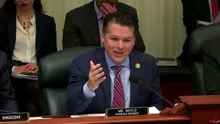 Boyle Questions Dr. Mark Zandi on GOP’s Economic Schemes, Debt Ceiling