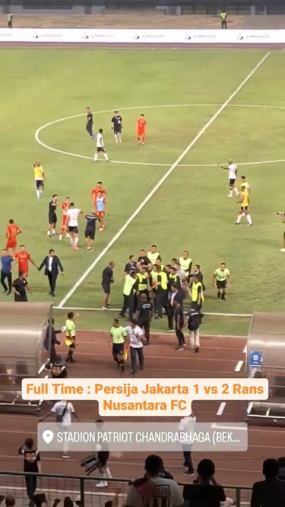 PROTES DARI TIM PERSJA VS RANS NUSANTARA, WASIT INI PANIK SAMPE DI KAWAL PIHAK KEAMANAN