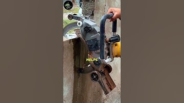 This wall-cutting machine slices through like a knife through butter.