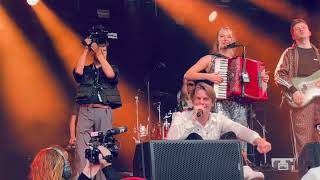 Vincent Gross - Rum live mit seiner Band „Die Ouzos“ und Lena Milewicz am Schupfart Festival (CH)