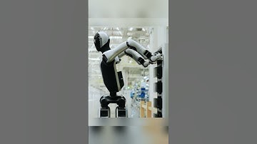 全球首创！国产人形机器人学会给自己换电池。无需人工干预或关机，3分钟内极速自主换电，可使机器人具备7x24小时不间断工作能力。 #china #中国 #robot