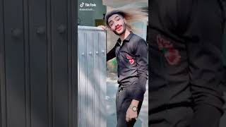 Alex Bhatti Is Back With His Famous Mujra