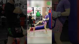 Muay Thai Tricks - Unorthodox High Kicks with Paul Karpowicz