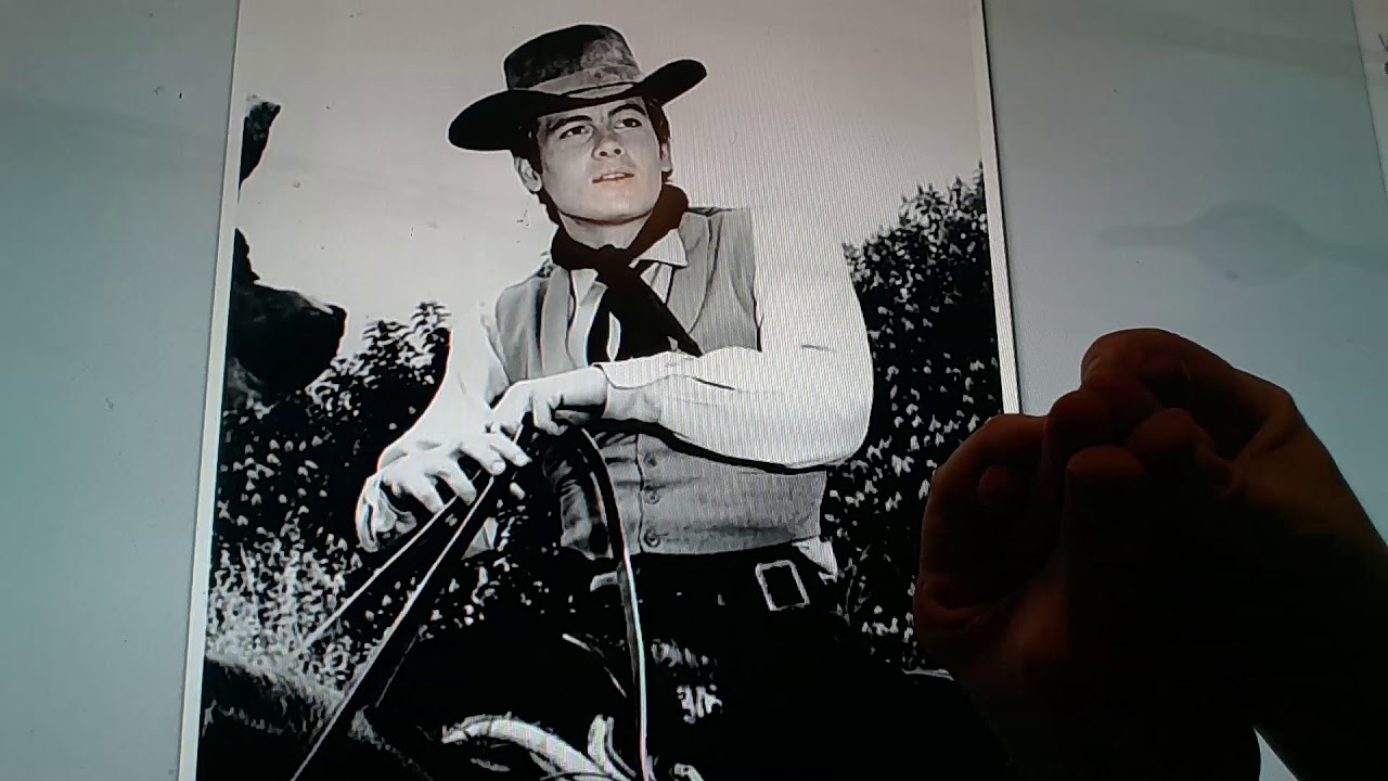 Horacio the handsnake - Christopher Jones (actor)