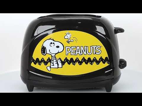 Peanuts Snoopy Toaster 