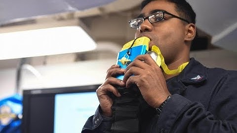 US NAVY *EEBD Emergency Escape Breathing Devices