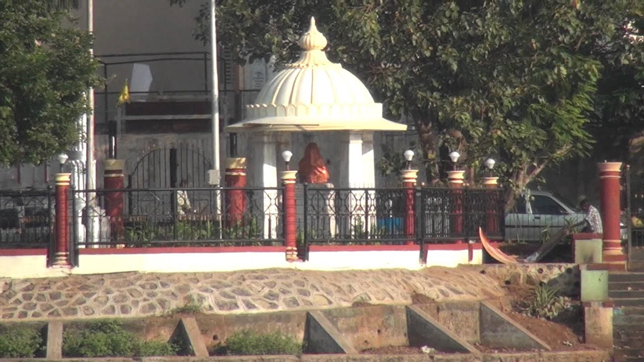 Sony Handycam HDR PJ50E Test Video Zoom2