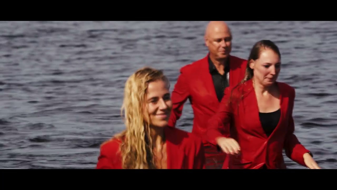 Maak je borst maar nat final - YouTube