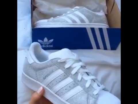 tenis adidas superstar prata com glitter