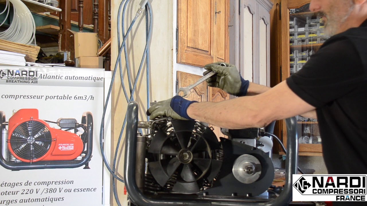 Démontage du groupe compresseur Atlantic Nardi Compressori par Nardi Compressori France