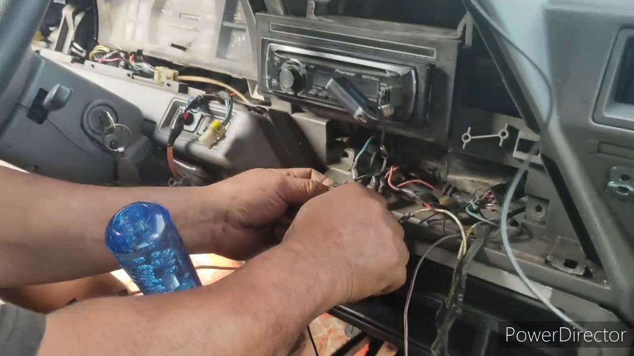 NISSAN URVAN, REPLACE AIRCON BLOWER SWITCH. ISSUE A/C BLOWER SWITCH 123