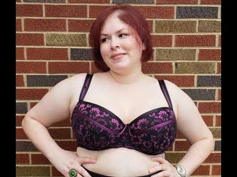 Bra Review - Ewa Michalak - Dark Magenta