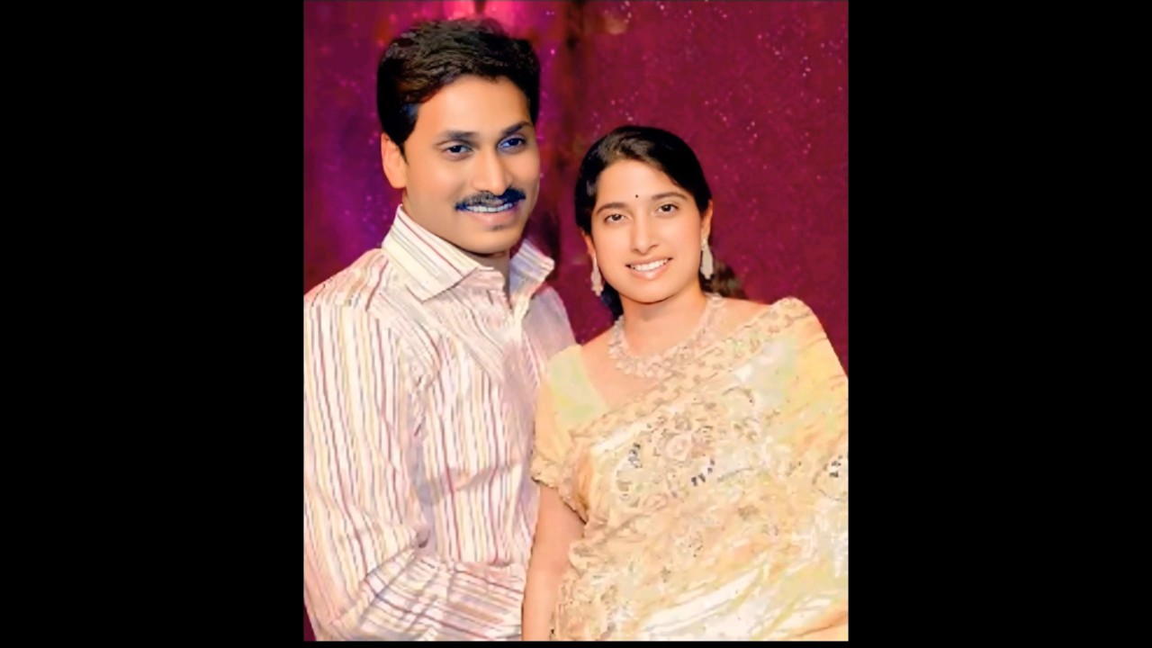 💕EX CHIEFMINISTER YS JAGANMOHAN REDDY💕BHARATHI 