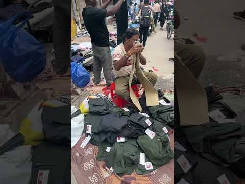 200 me kargo Karolbagh Market delhi